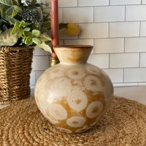 Peru Valeriano Pottery Jacinto Chiroque Chulucanas Ceramic Vase Neutral Circle